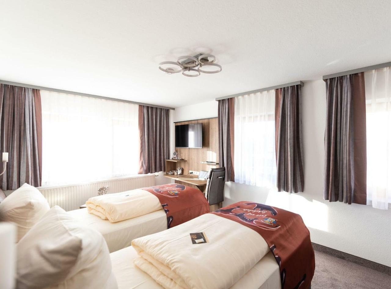 Hotel Conditorei Cafe Baier Schoemberg  Bagian luar foto