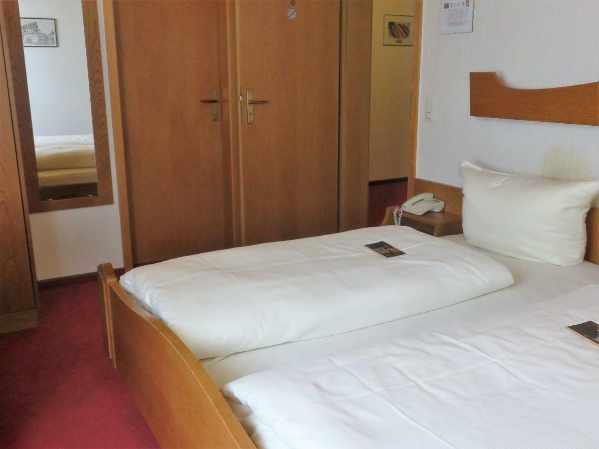 Hotel Conditorei Cafe Baier Schoemberg  Bagian luar foto