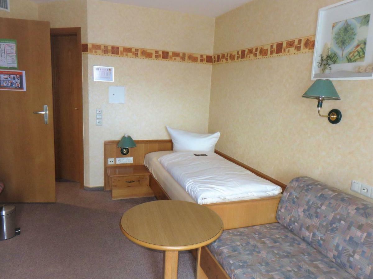Hotel Conditorei Cafe Baier Schoemberg  Bagian luar foto